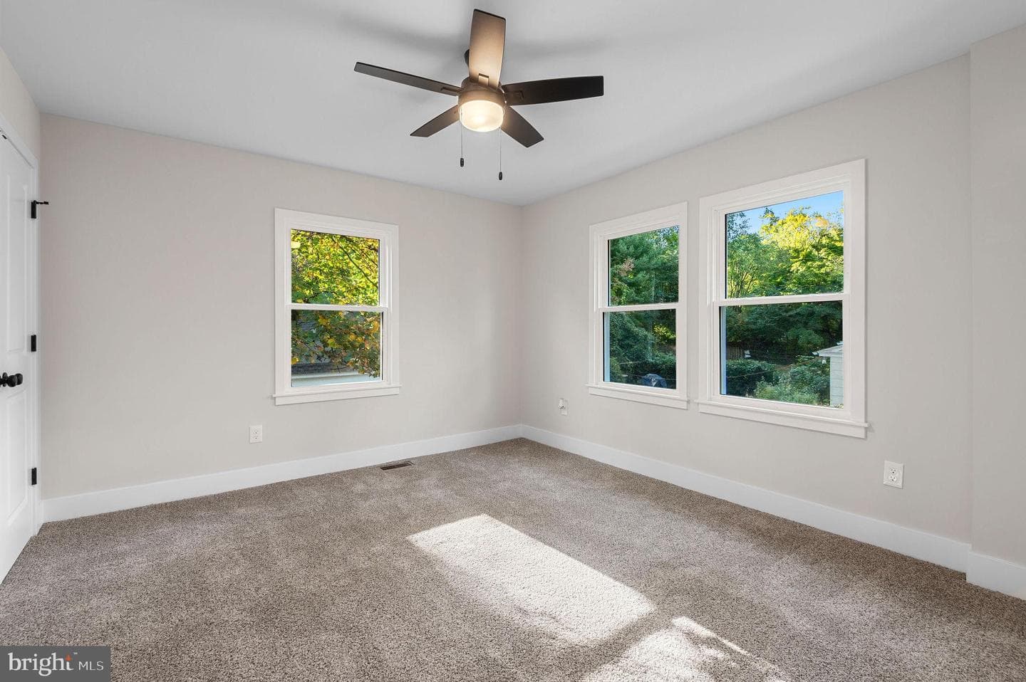281 Bickley Road photo 12