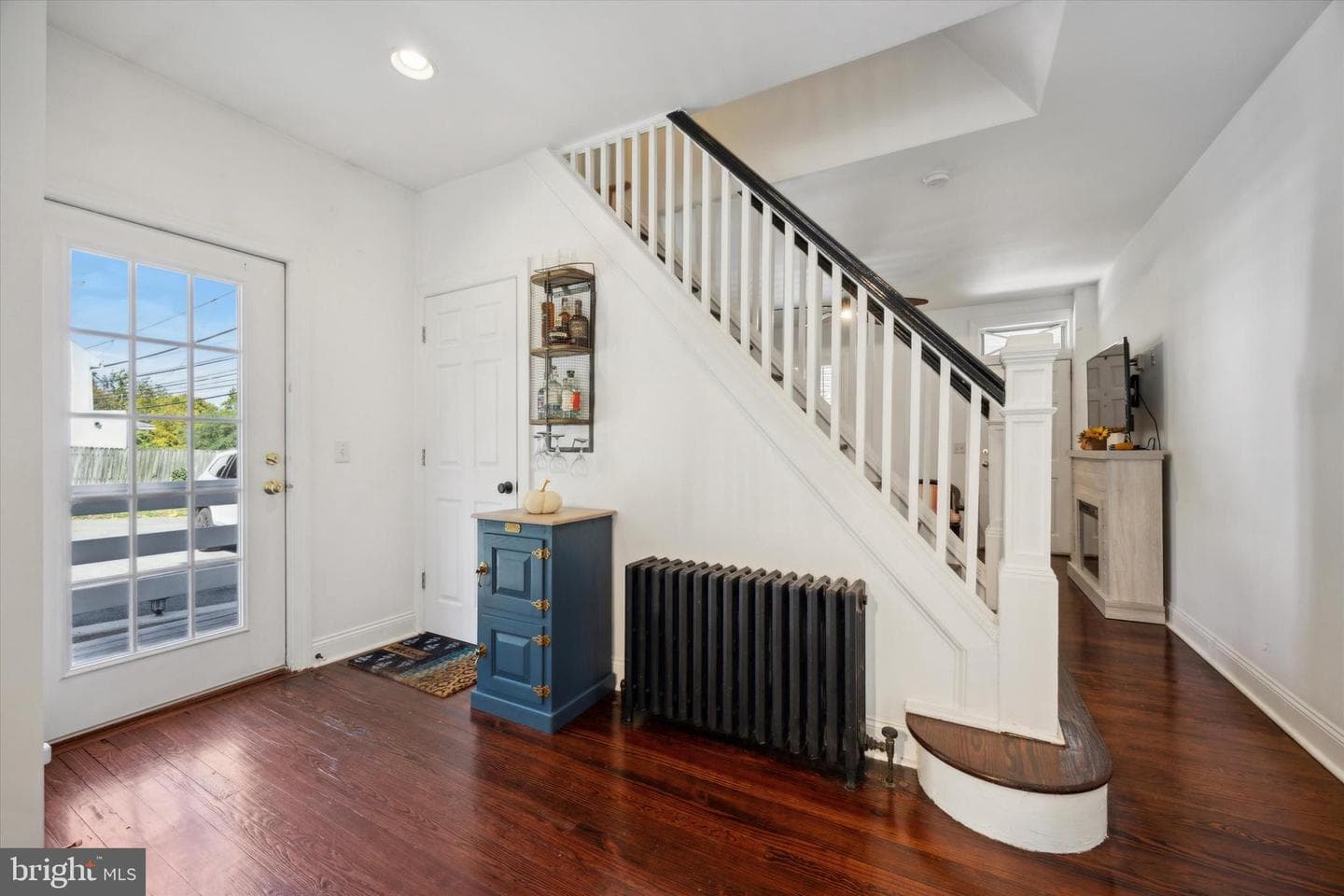 213 Front Street photo 9