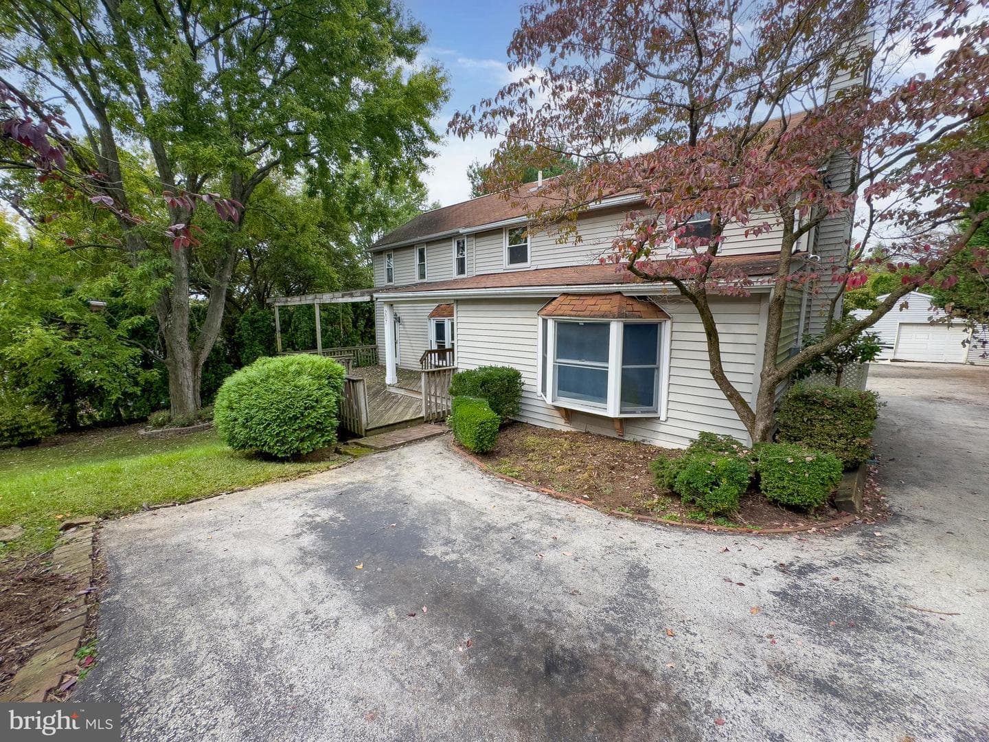207 Vaughn Road photo 2