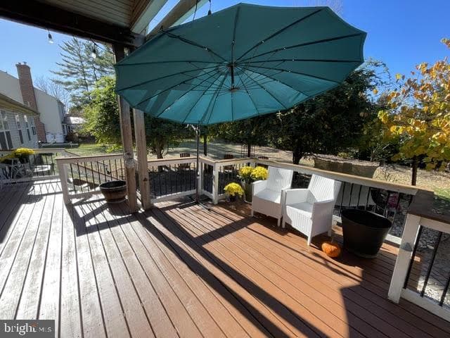 994 Lansdale Avenue photo 39