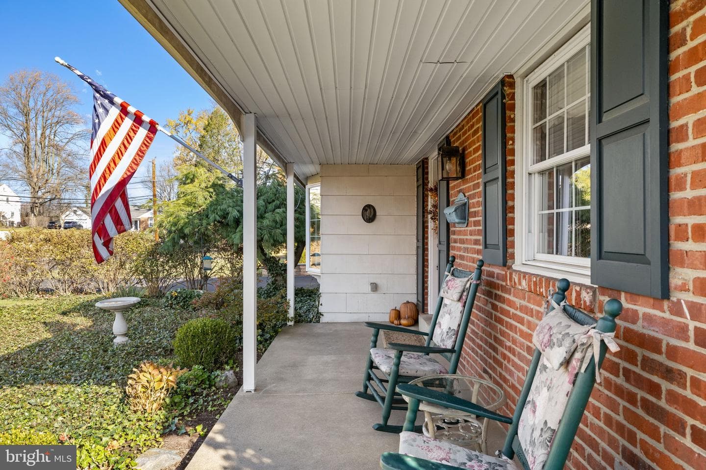 1707 Sycamore Avenue photo 2