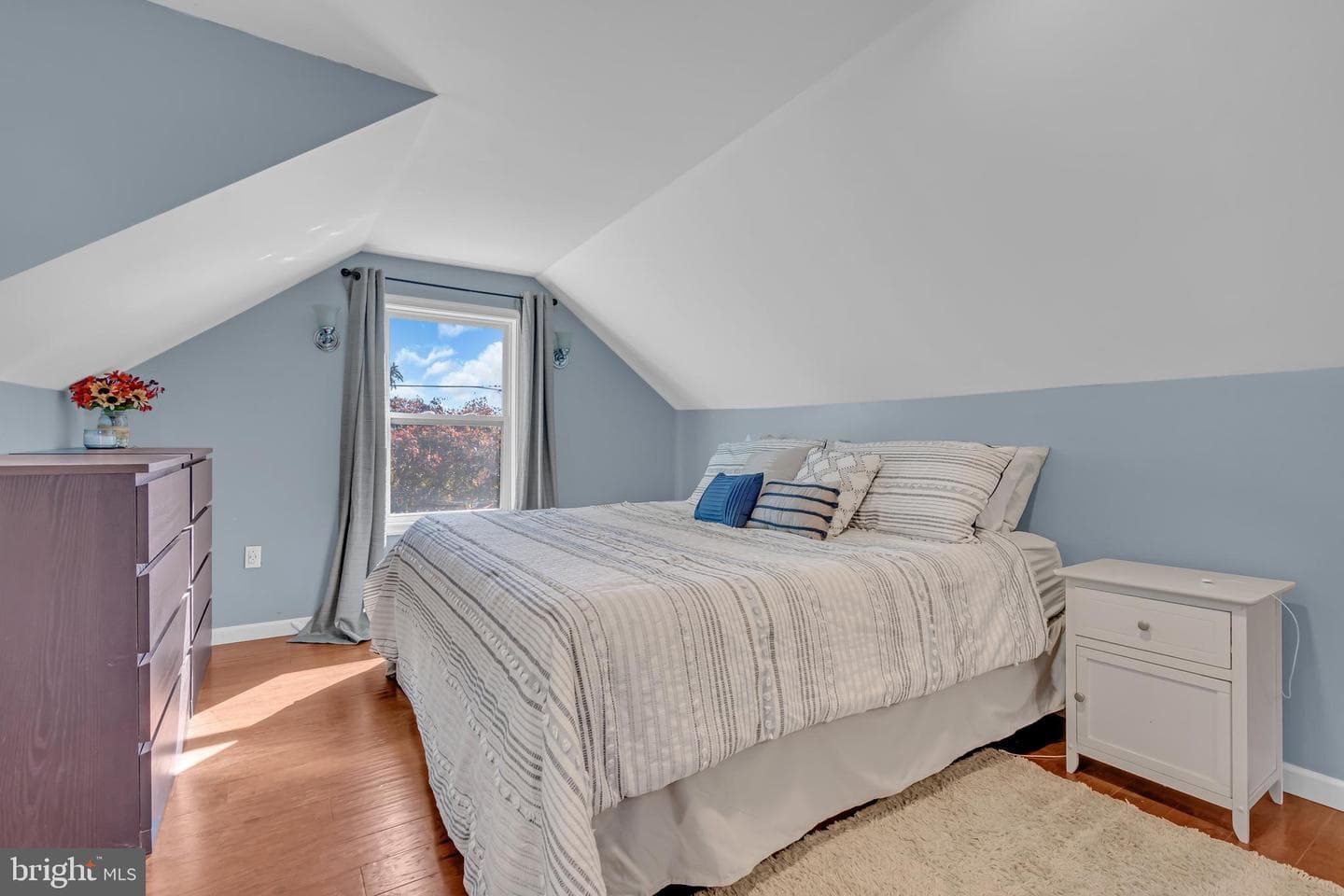 1534 Linden Avenue photo 38