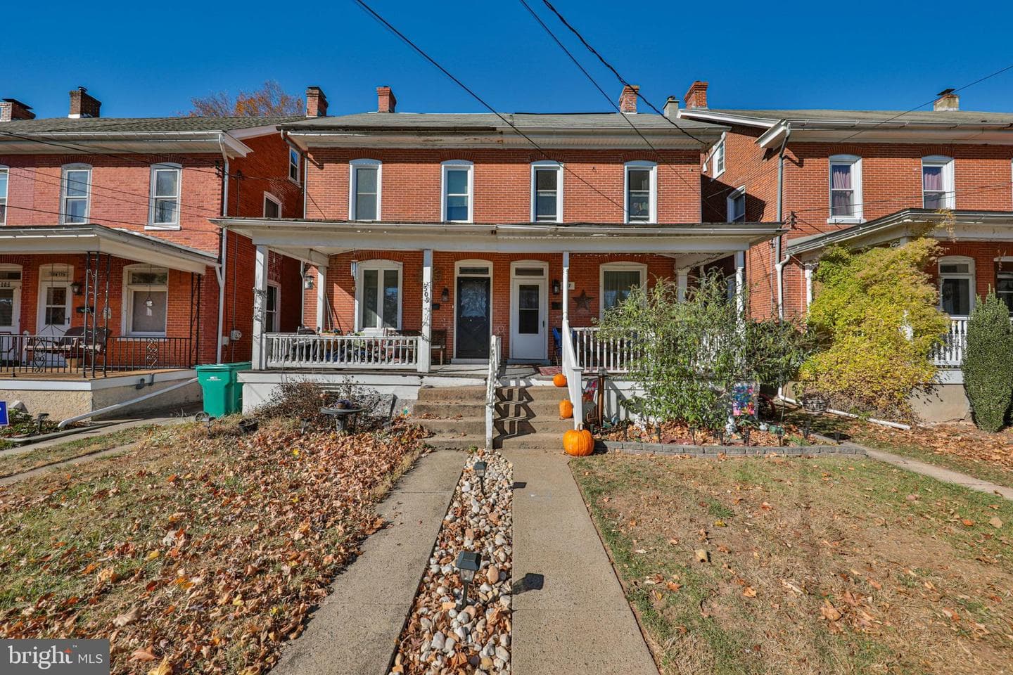 507 W 5th Street photo 1