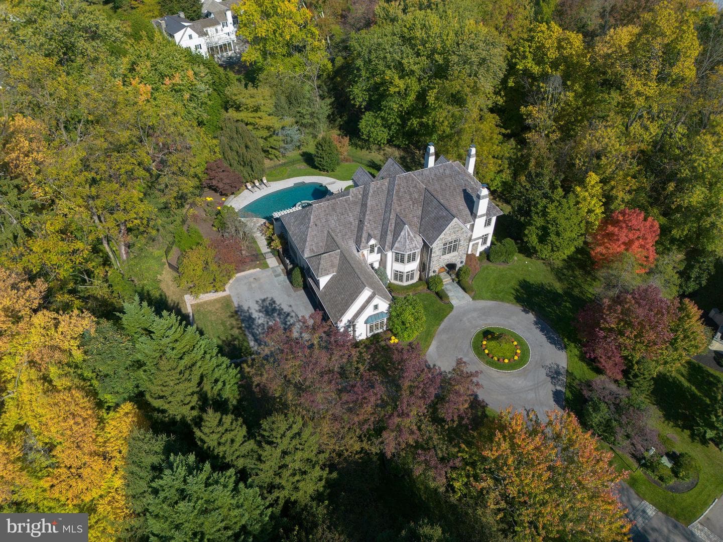 340 Baintree Road photo 51