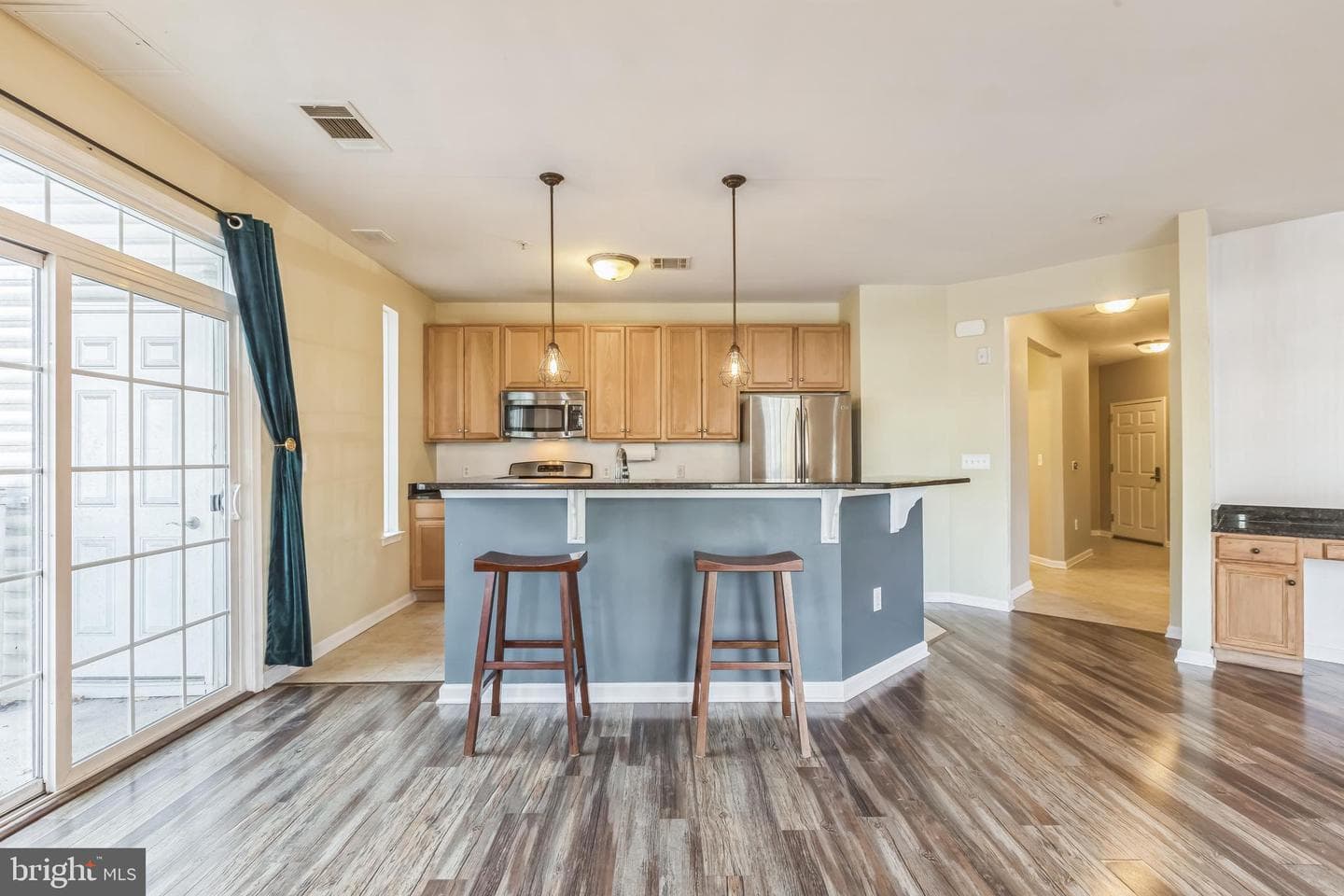 350 W Elm Street #3121 photo 6