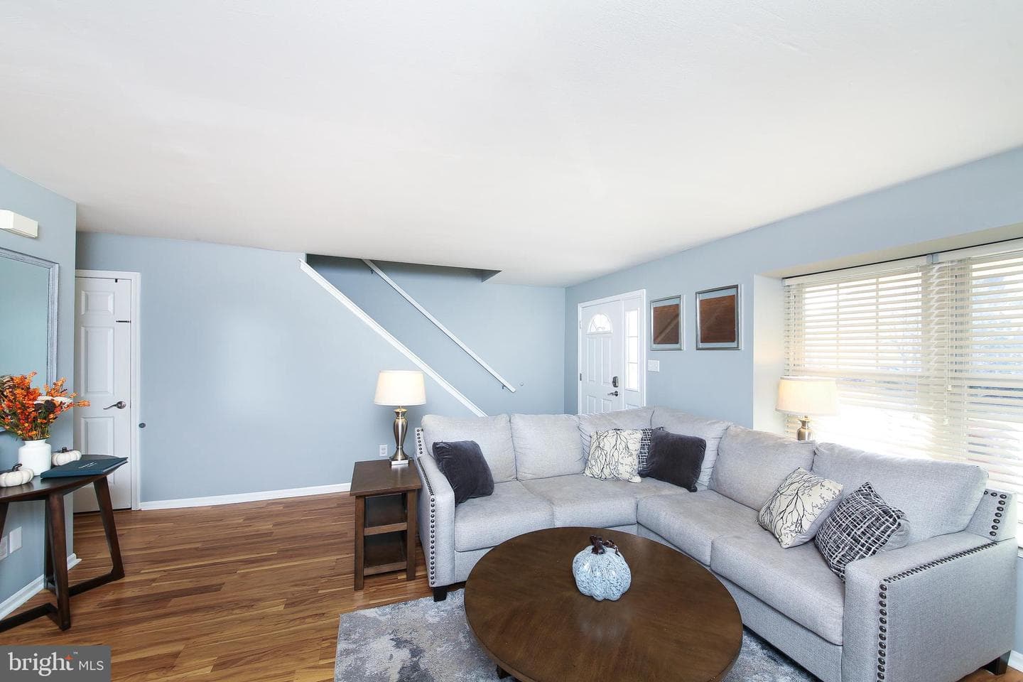 2393 Norrington Dr photo 4