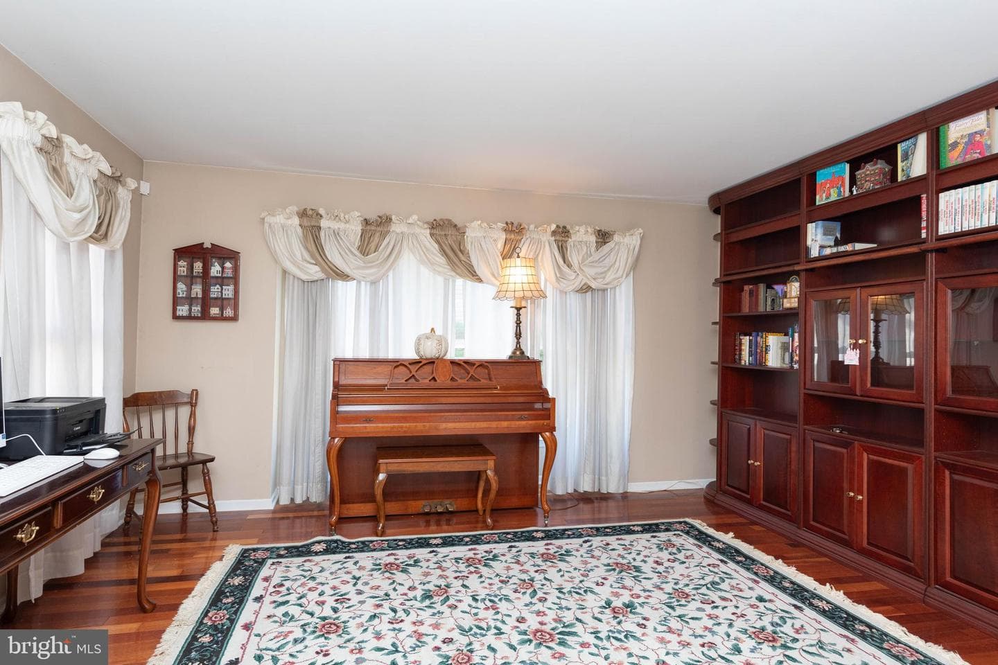 102 Runnymede Drive photo 12