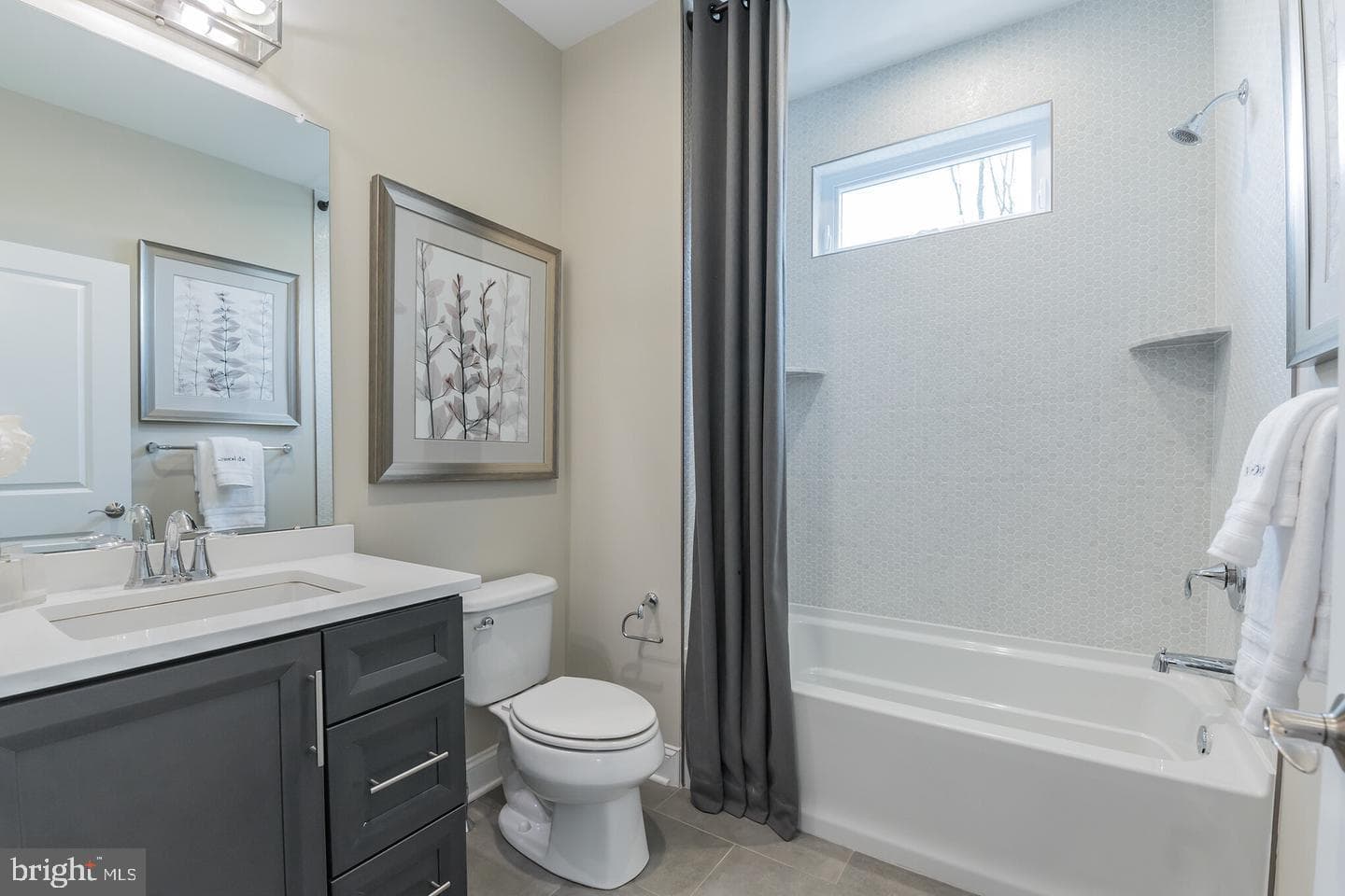 407 Longview Drive #oakville photo 14