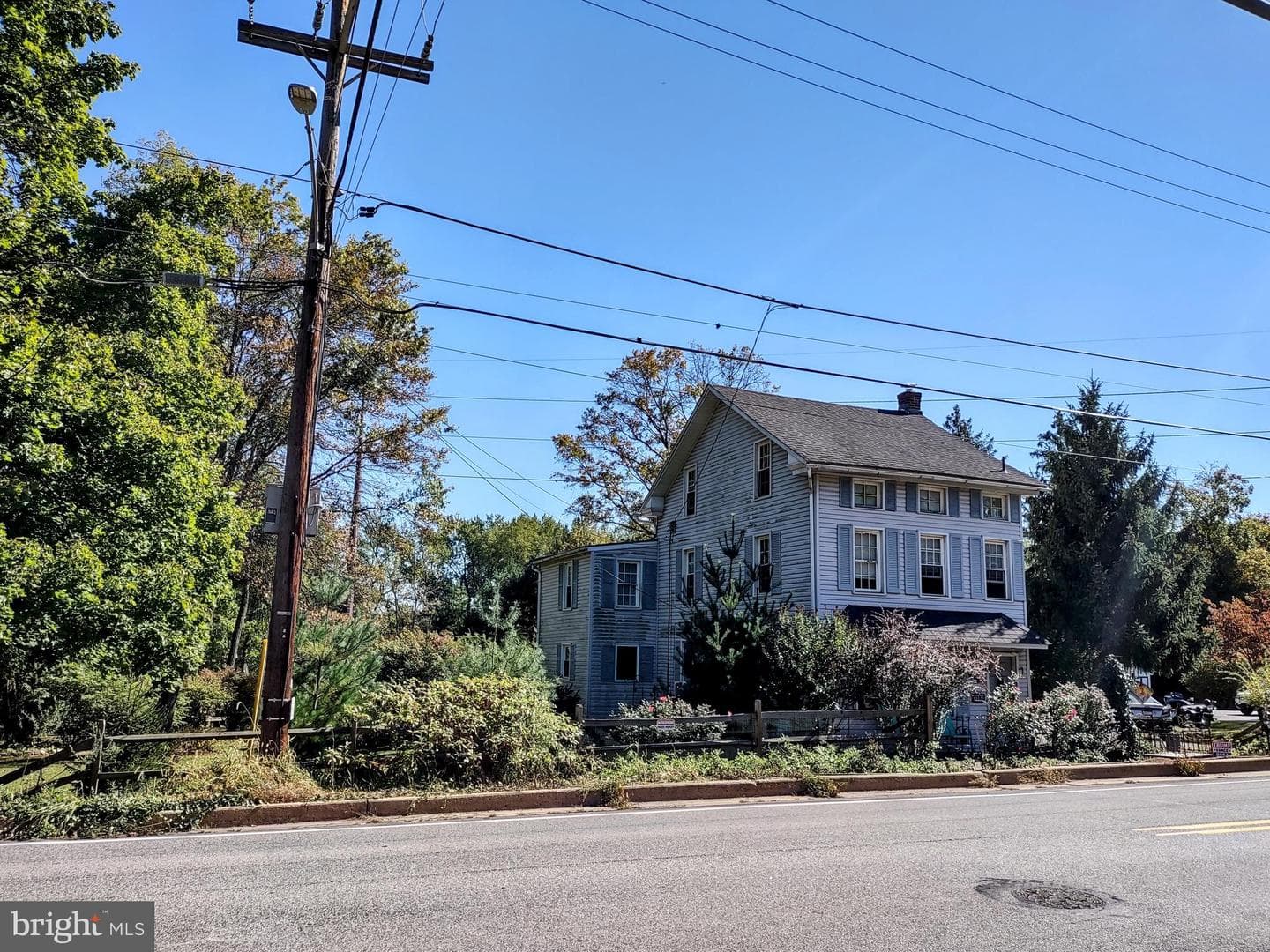 1183 Main Street photo 3