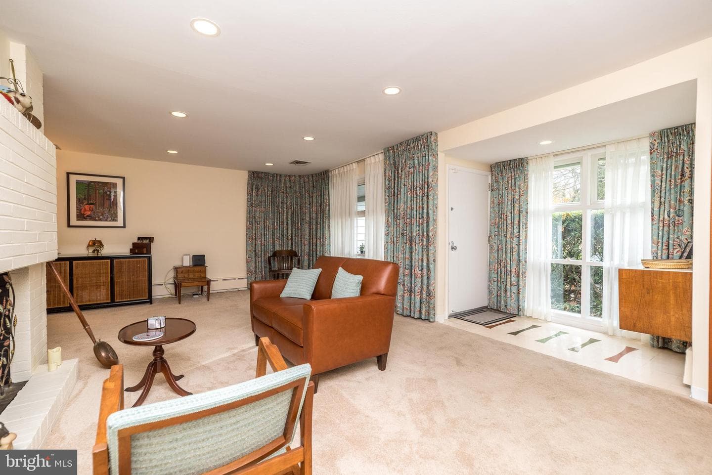 1111 Delene Road photo 5