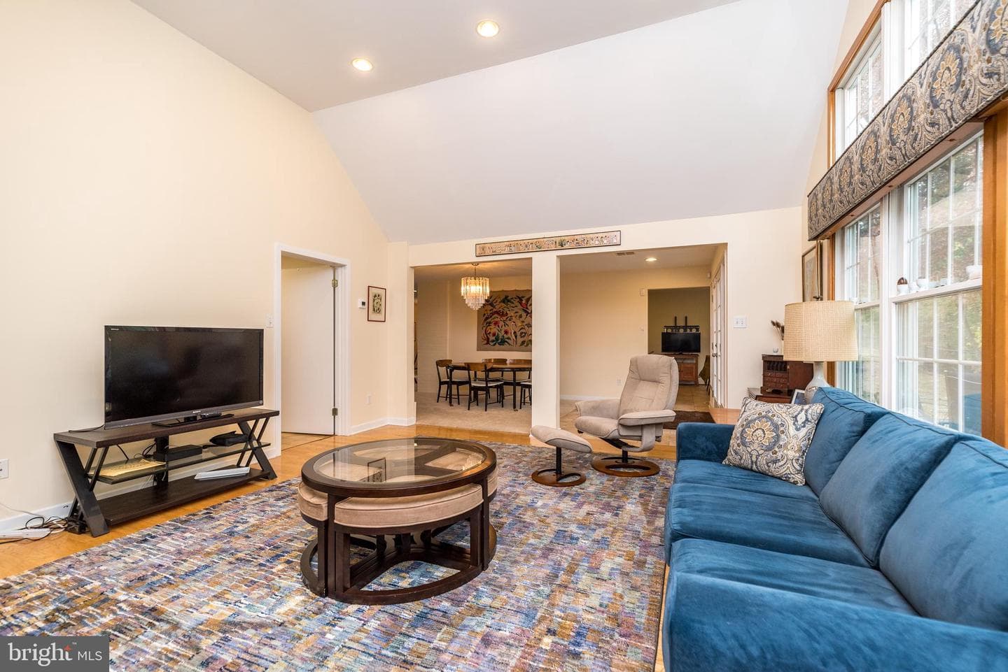 1111 Delene Road photo 8