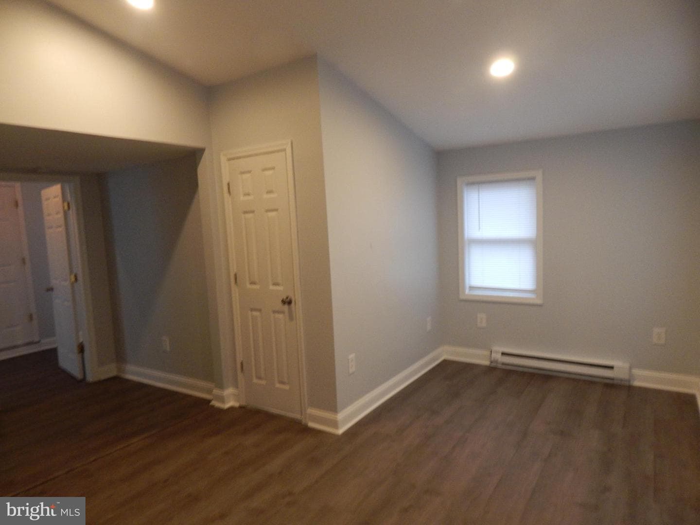 233 N Evans Street photo 36