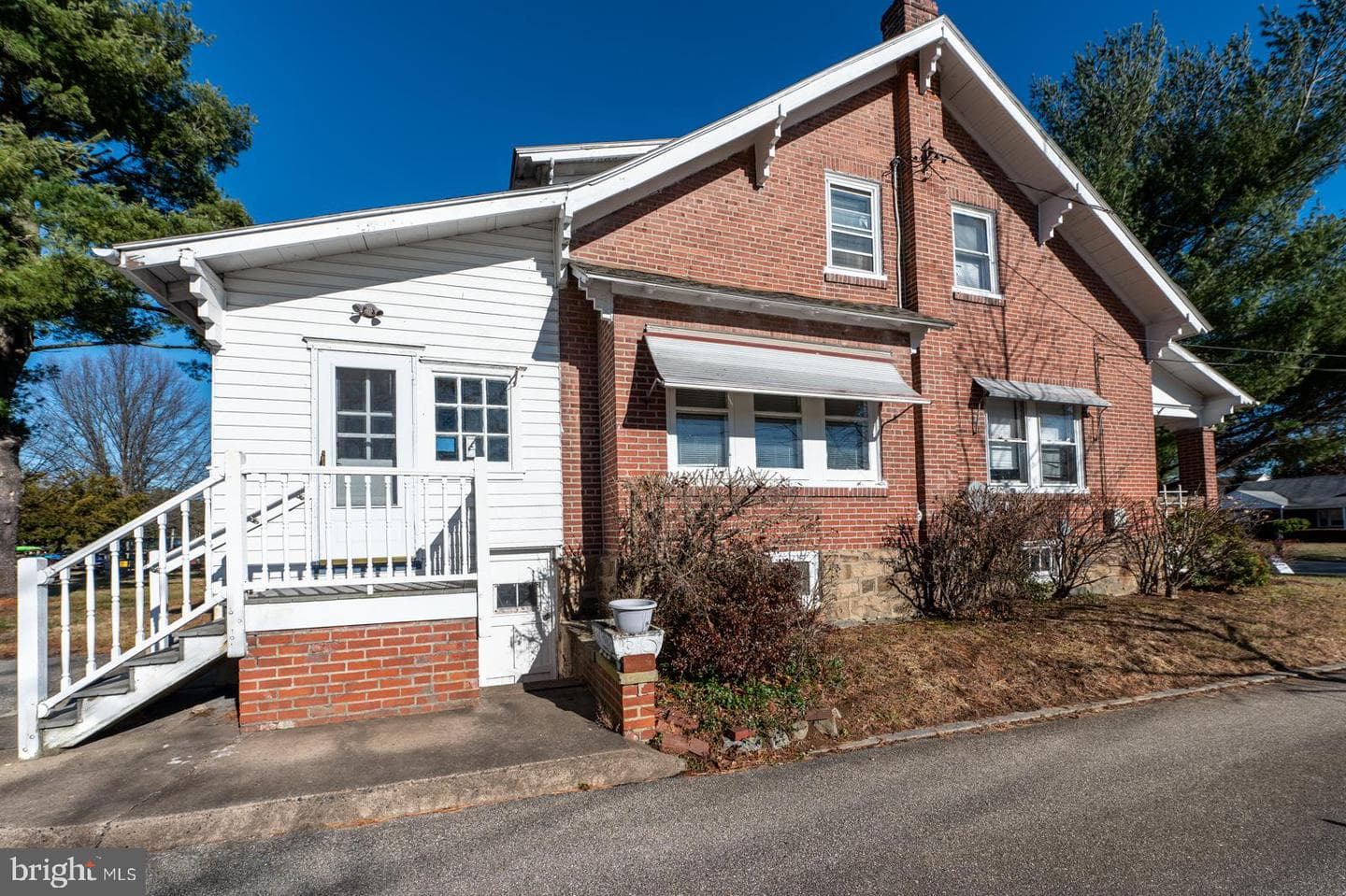1037 N Valley Forge Road photo 3