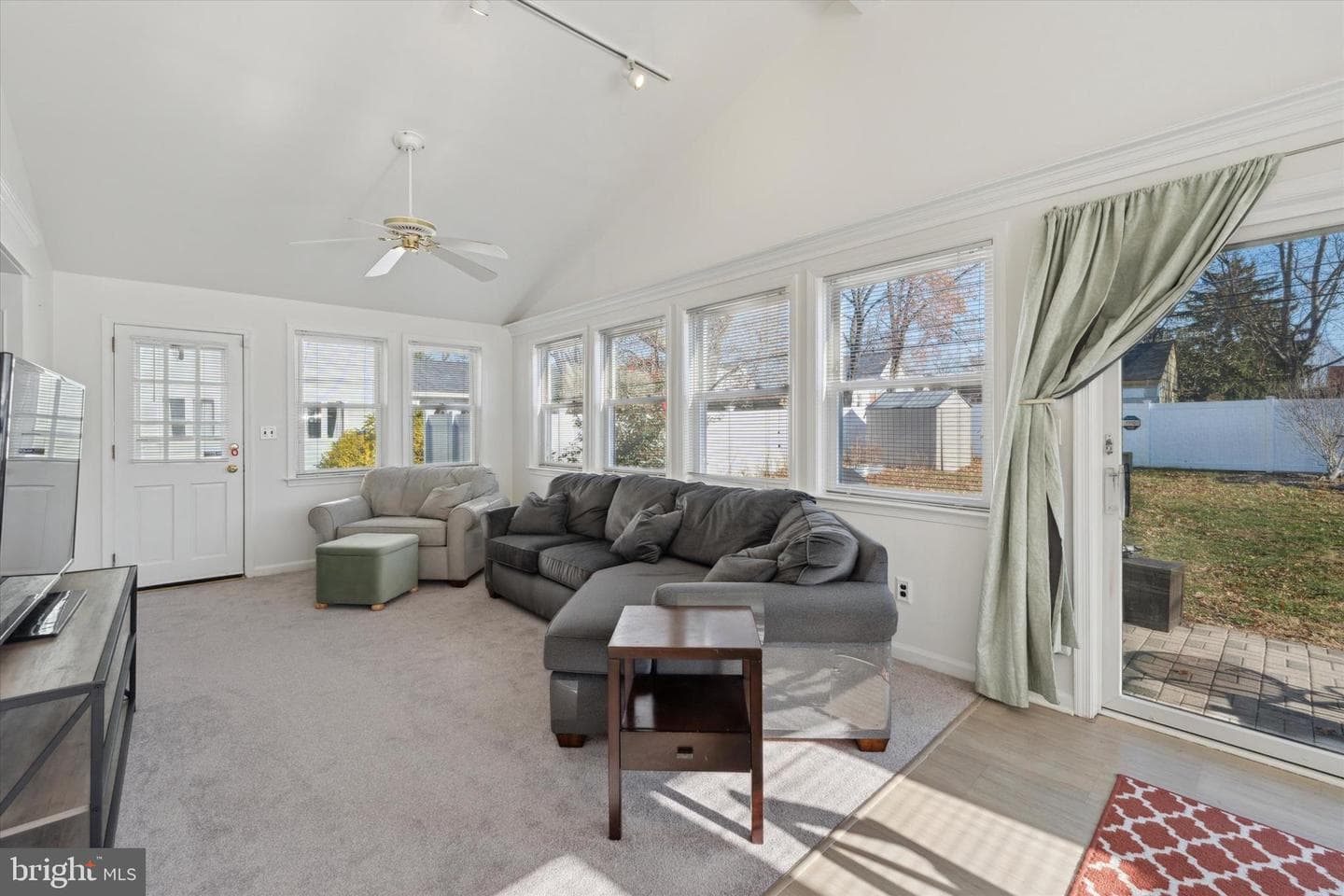 152 Liberty photo 12