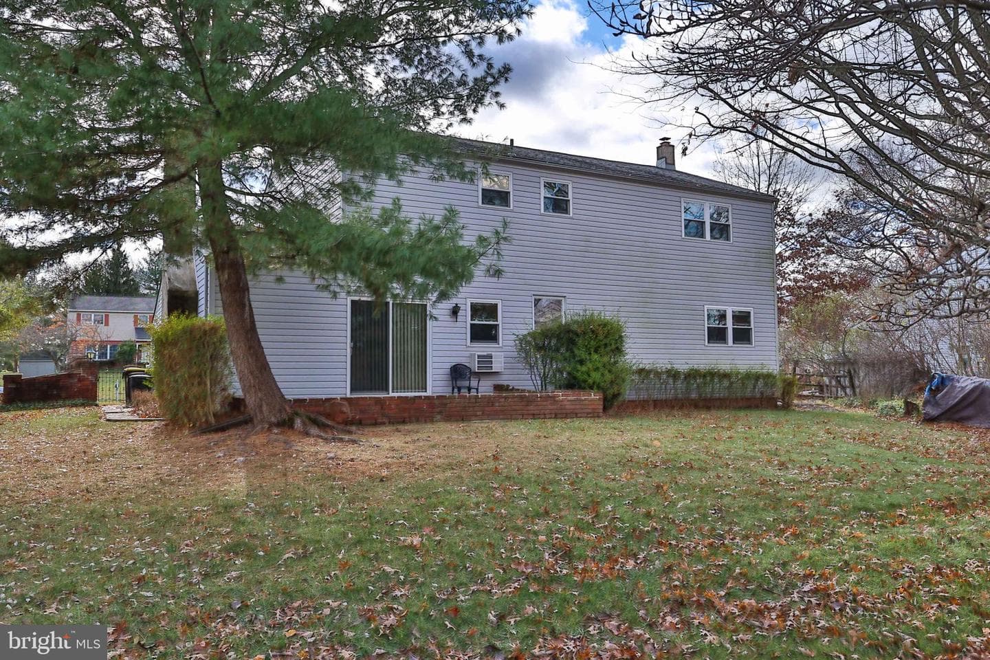 1966 Lafayette Road photo 2