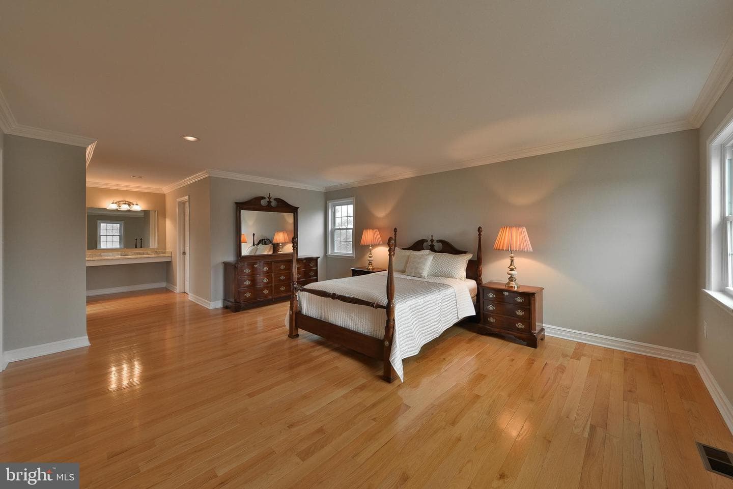 45 Hunter Road photo 38