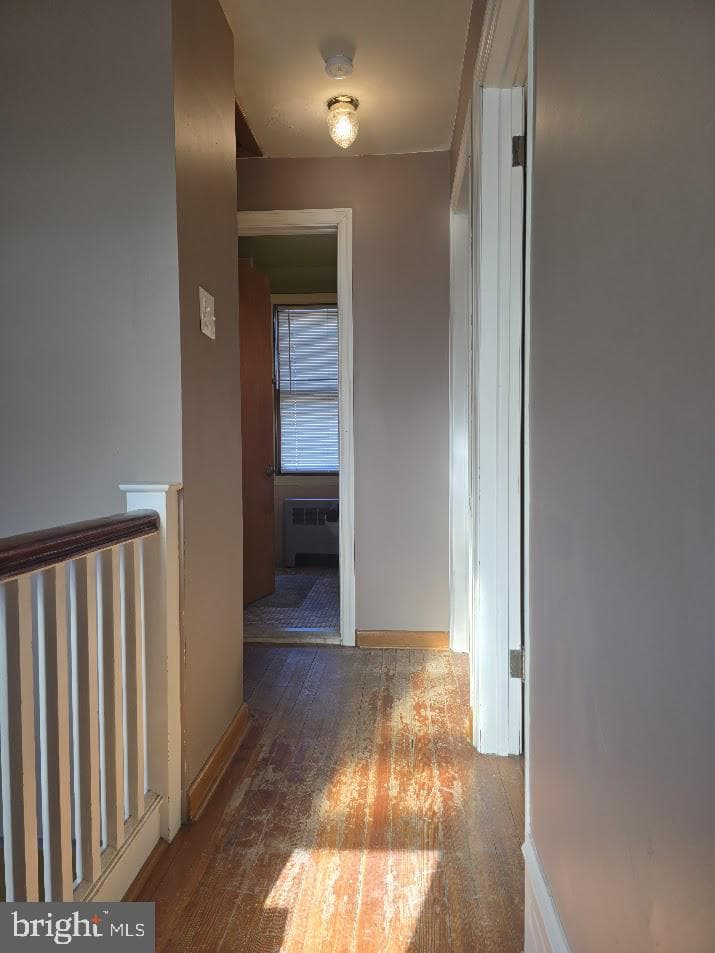 553 B St photo 19