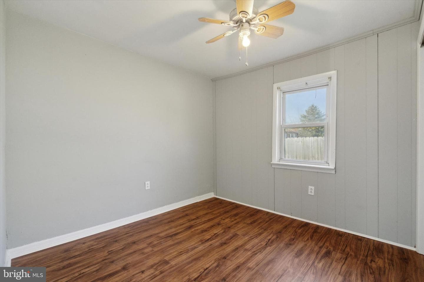1605 N Line Street photo 13