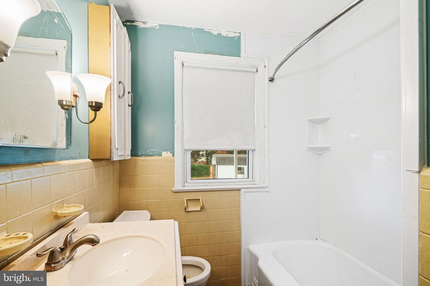 302 Rogers Road photo 11