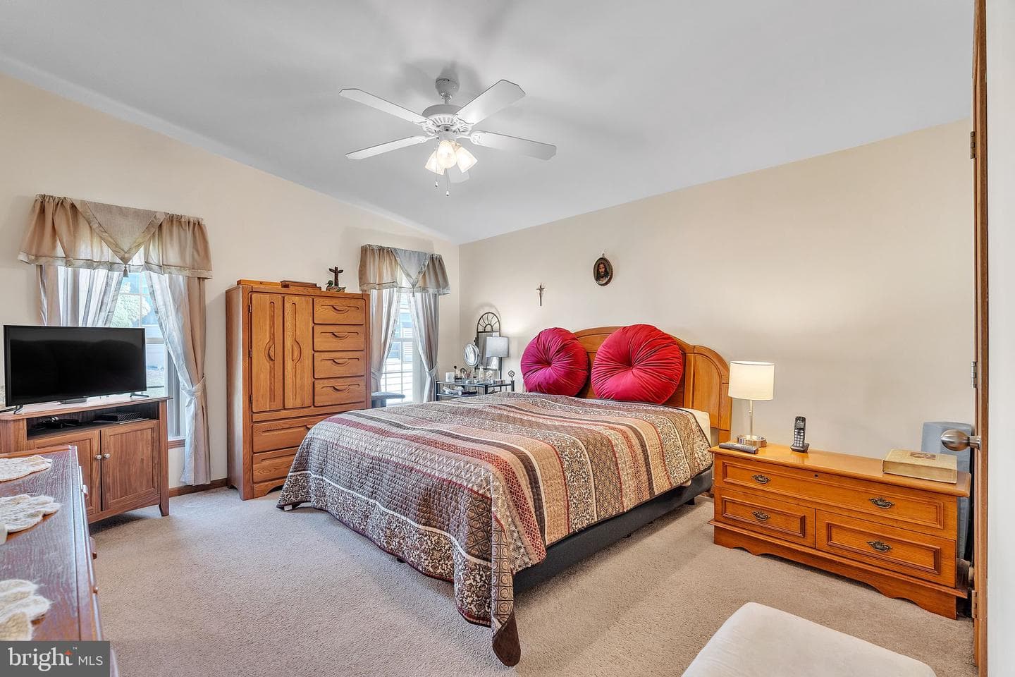 502 Village Way photo 19