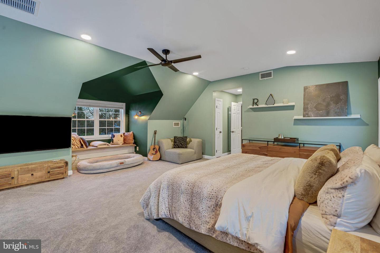 720 Pembroke Road photo 20