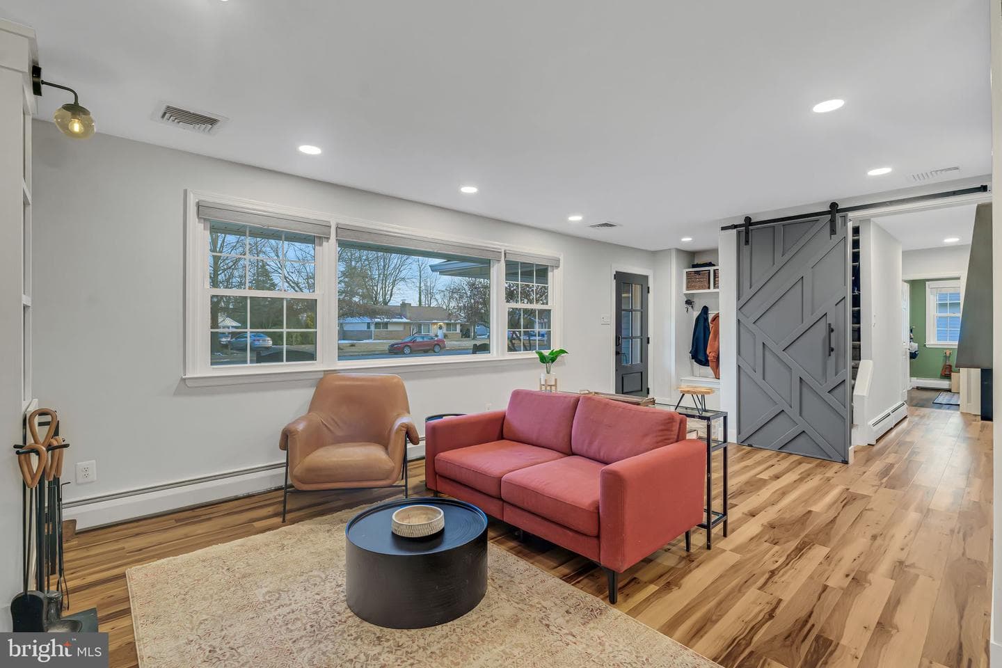 720 Pembroke Road photo 5