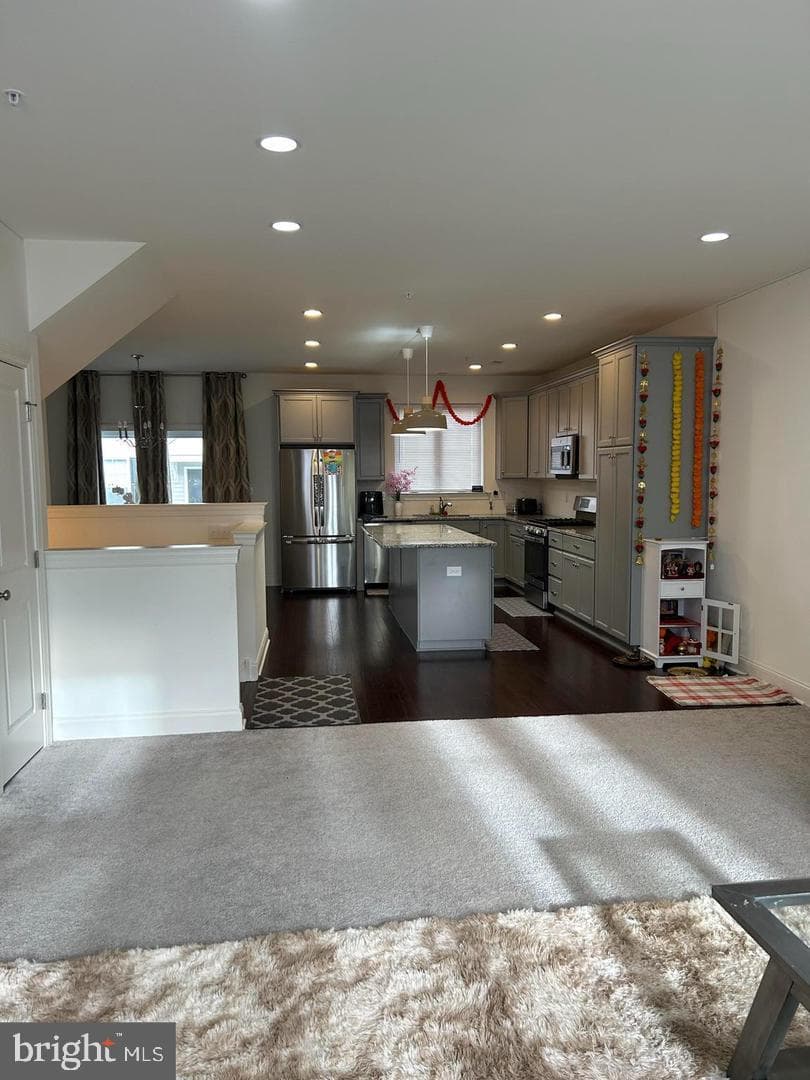 103 Larrabee Way photo 4