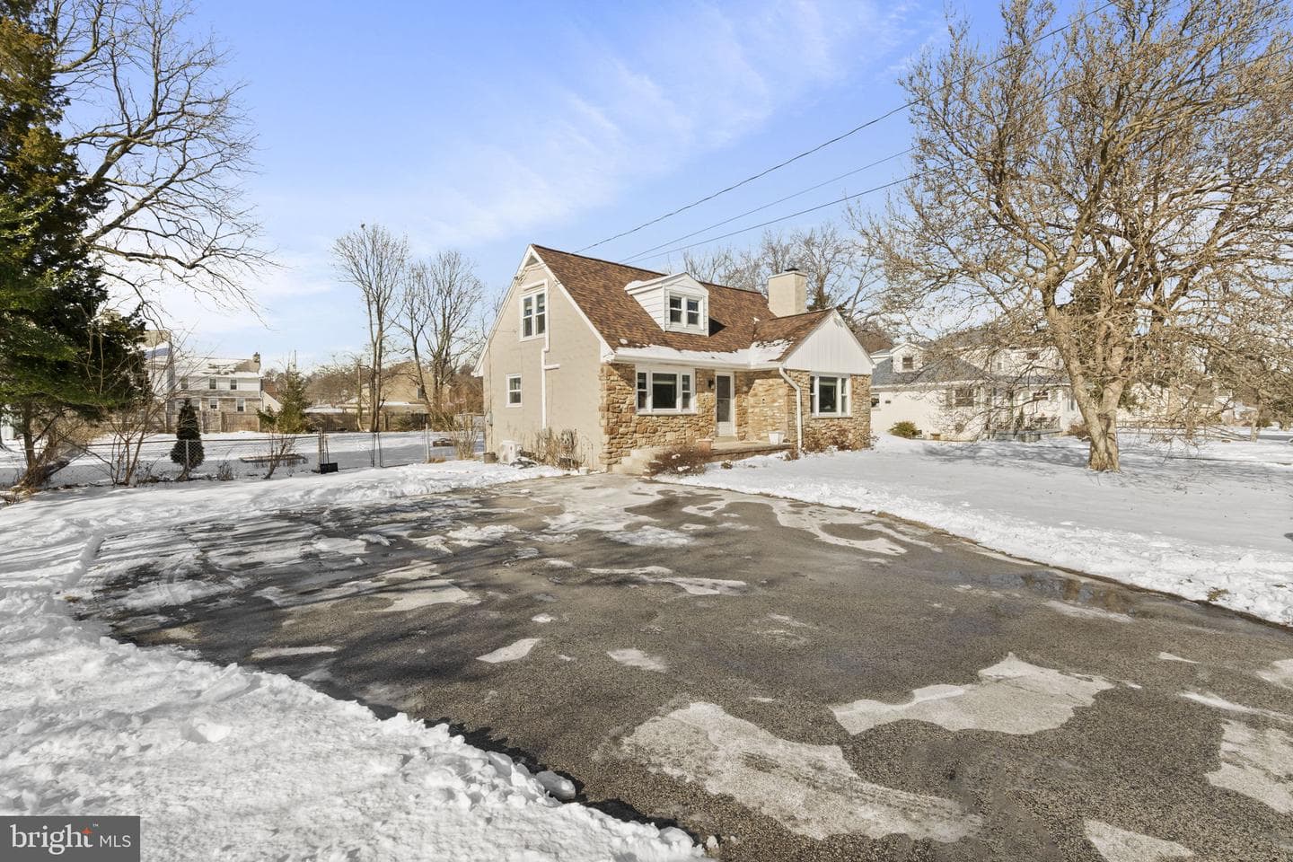 115 N Park Avenue photo 3