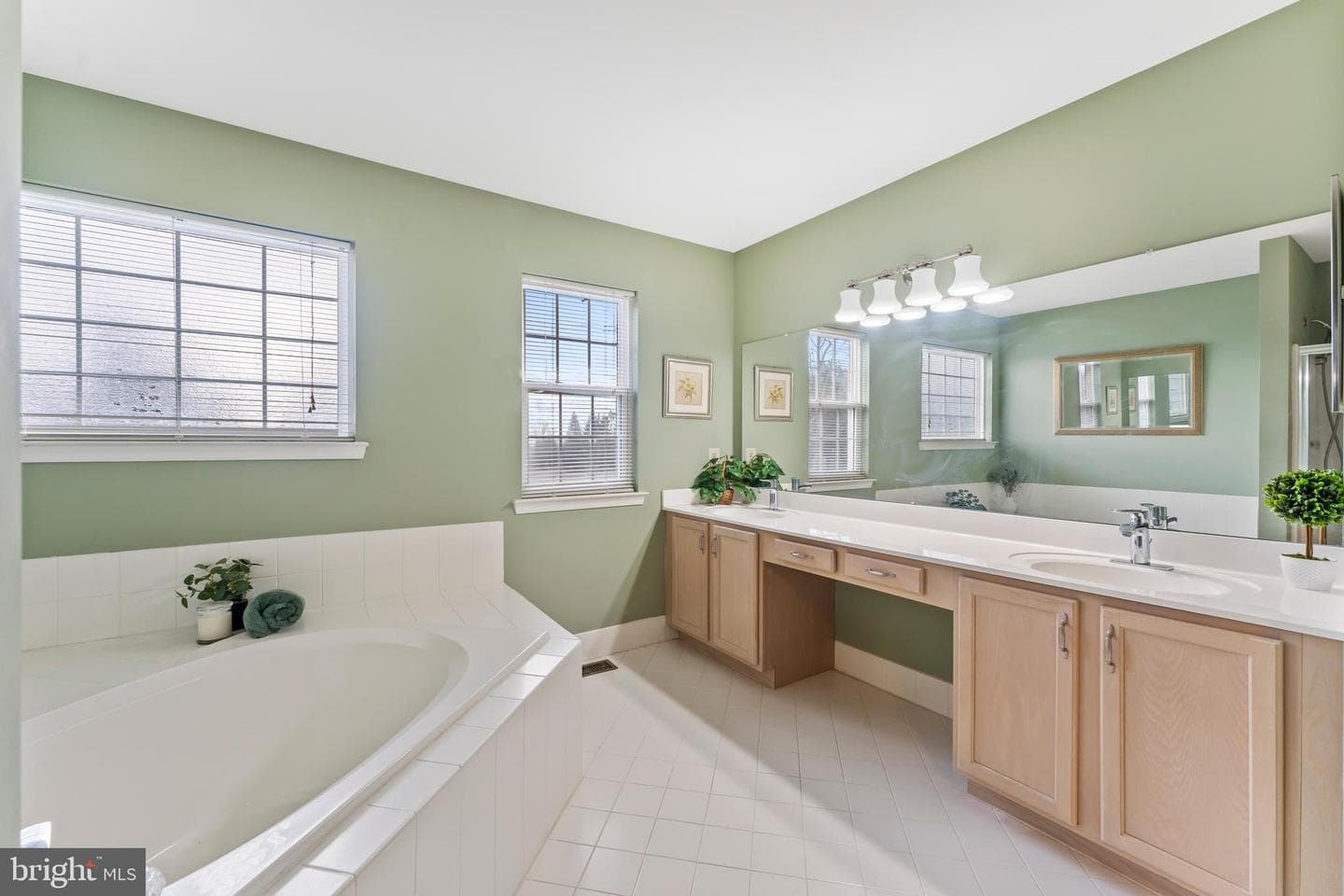 600 Buyers Road photo 23