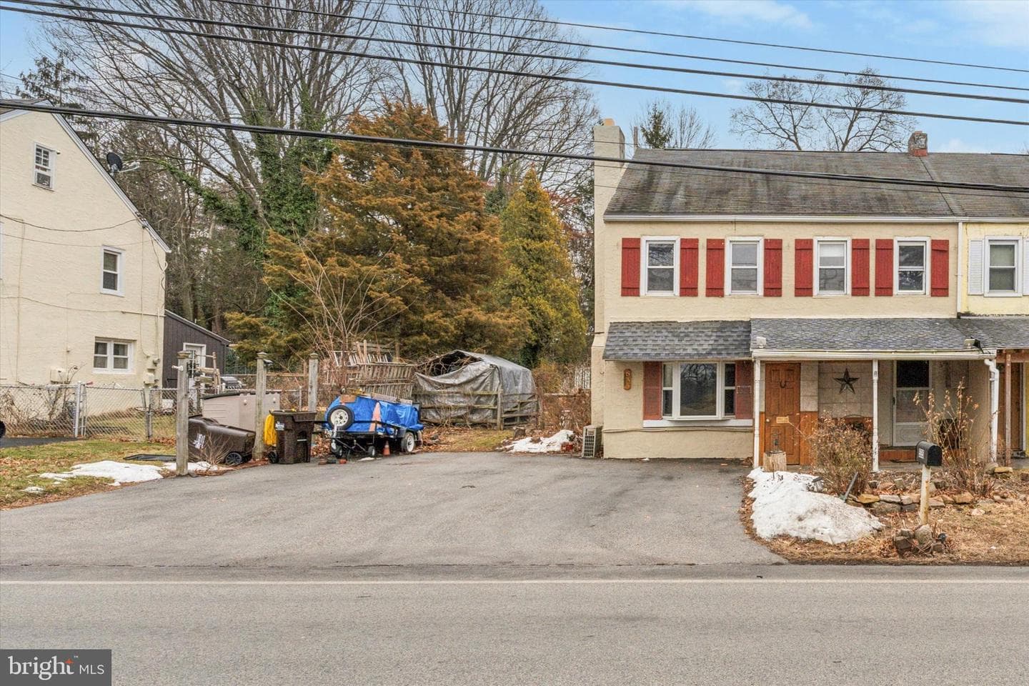 535 W Church Road photo 1