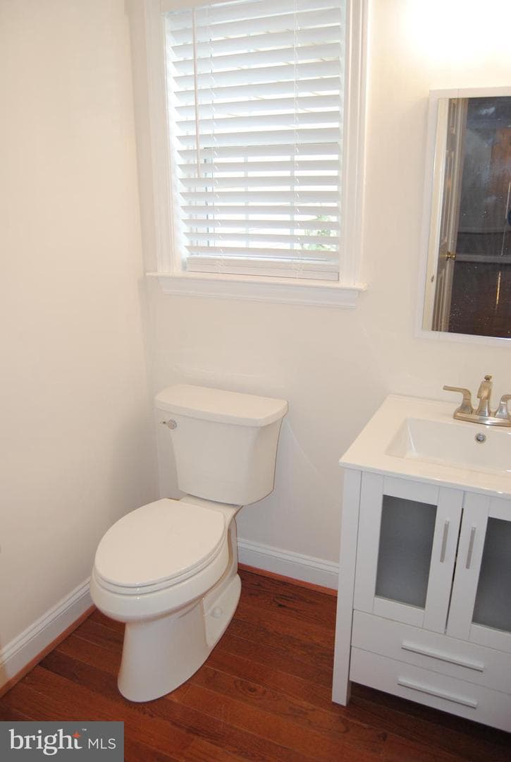 700 Locust Lane photo 35