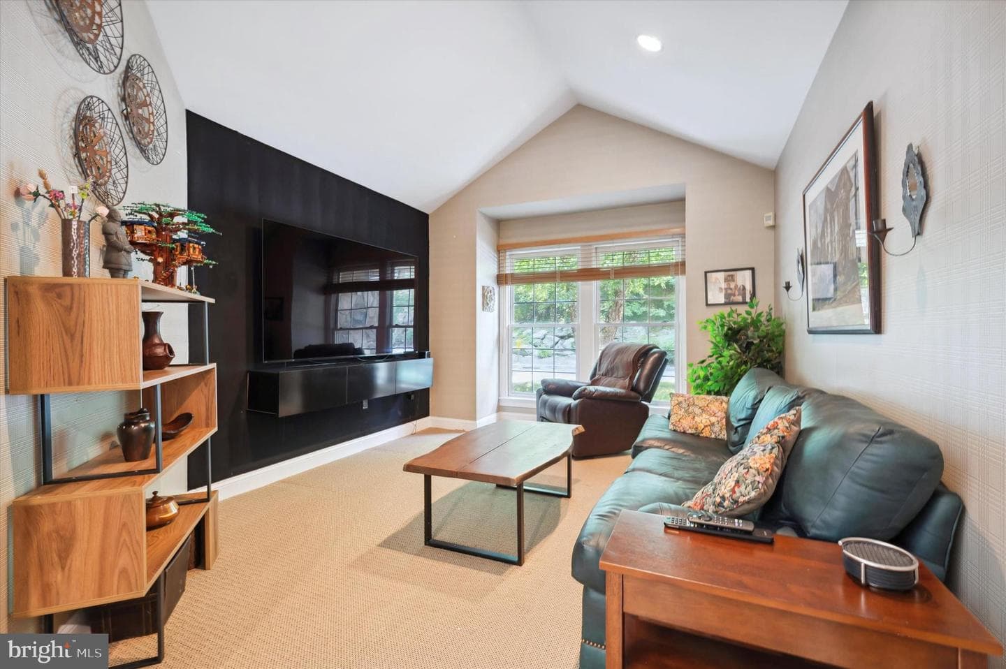 191 Linden Drive #191 photo 2
