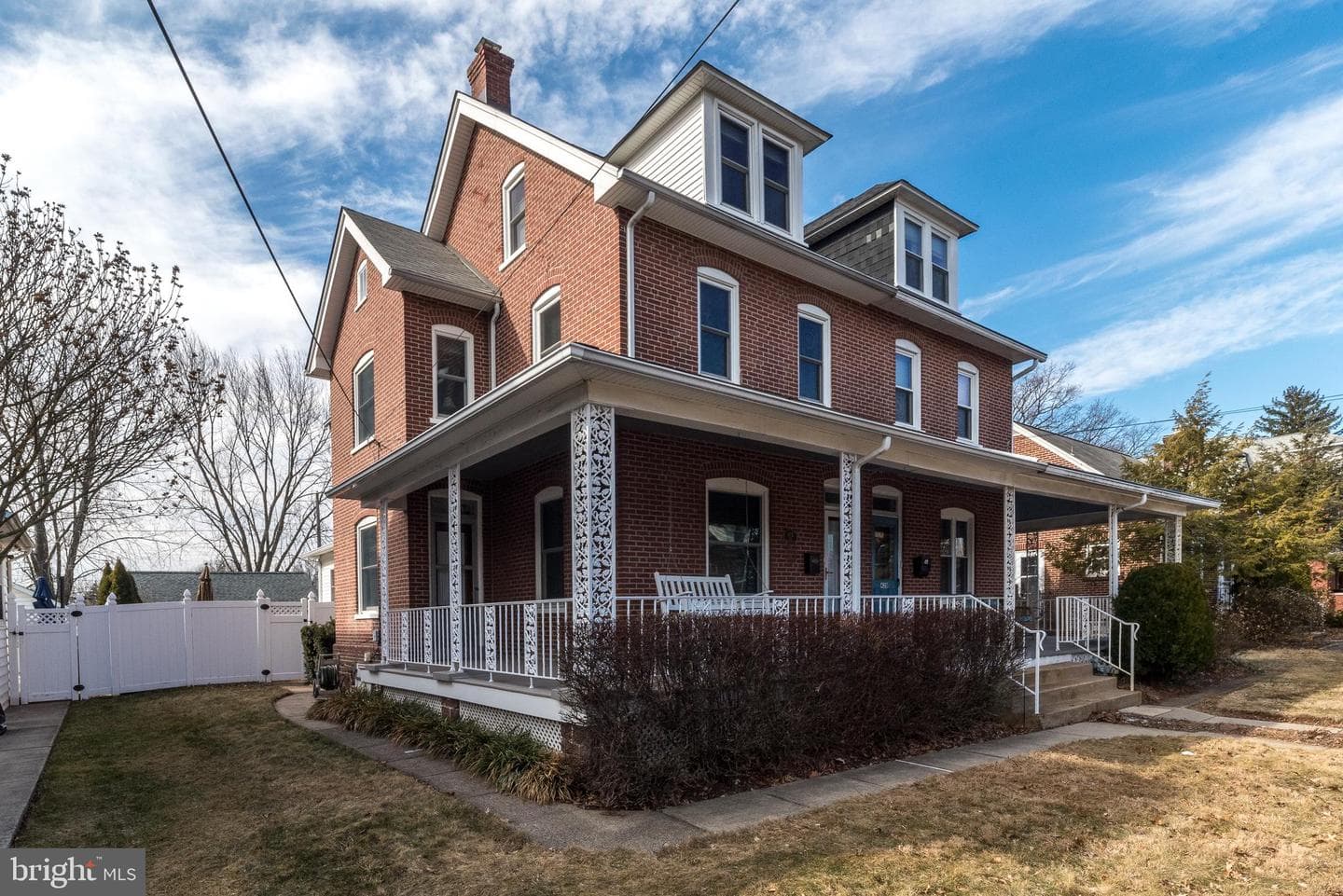 418 York Avenue photo 2