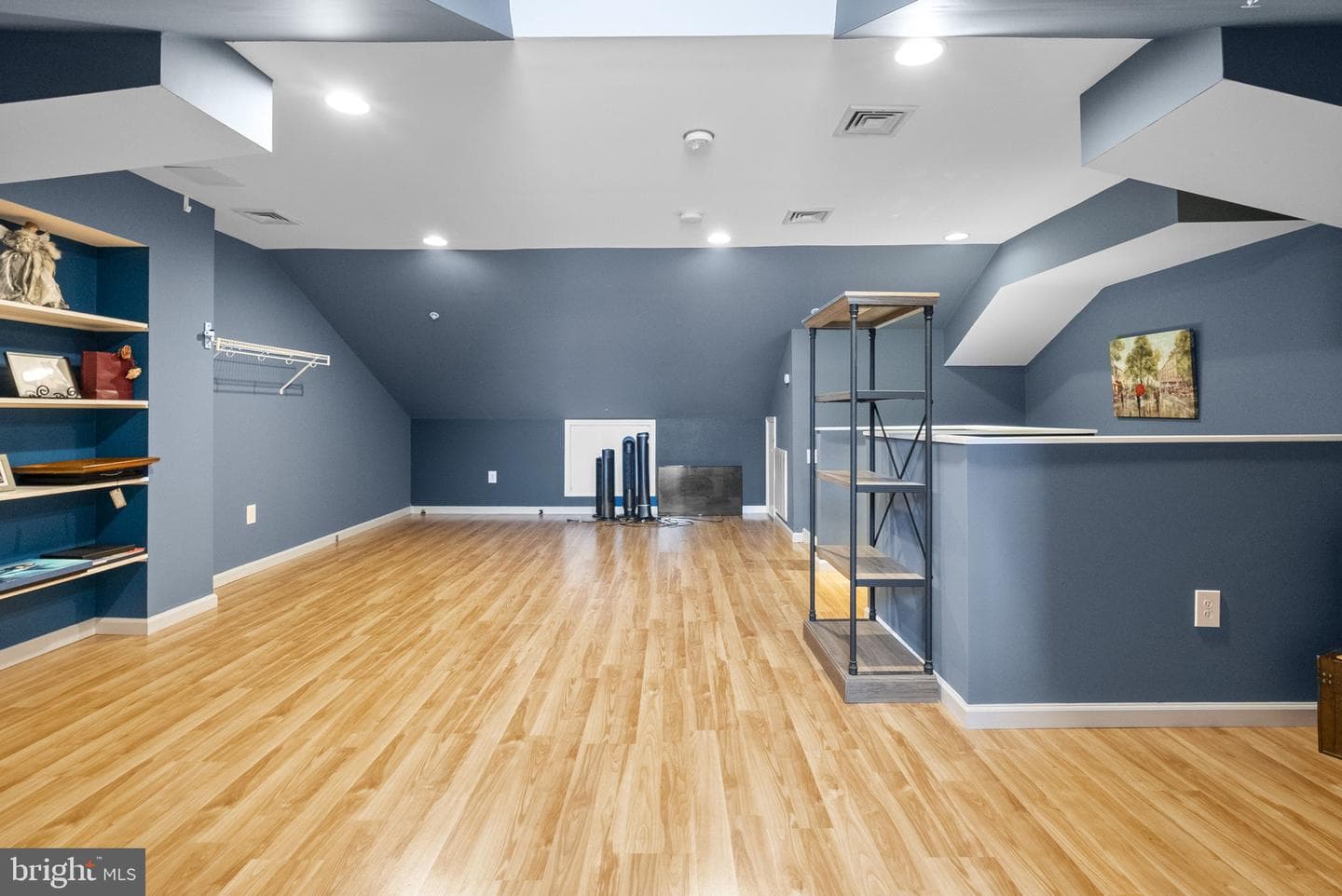 305 Donna Drive photo 39