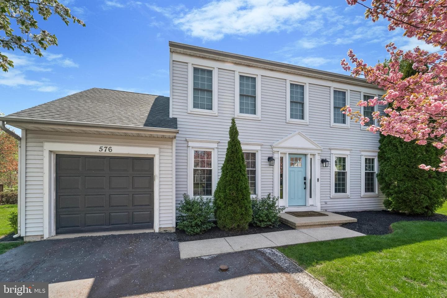 576 Millers Way photo 3