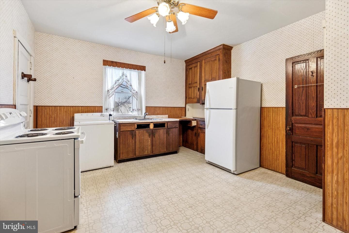 27 Waverly Road photo 8