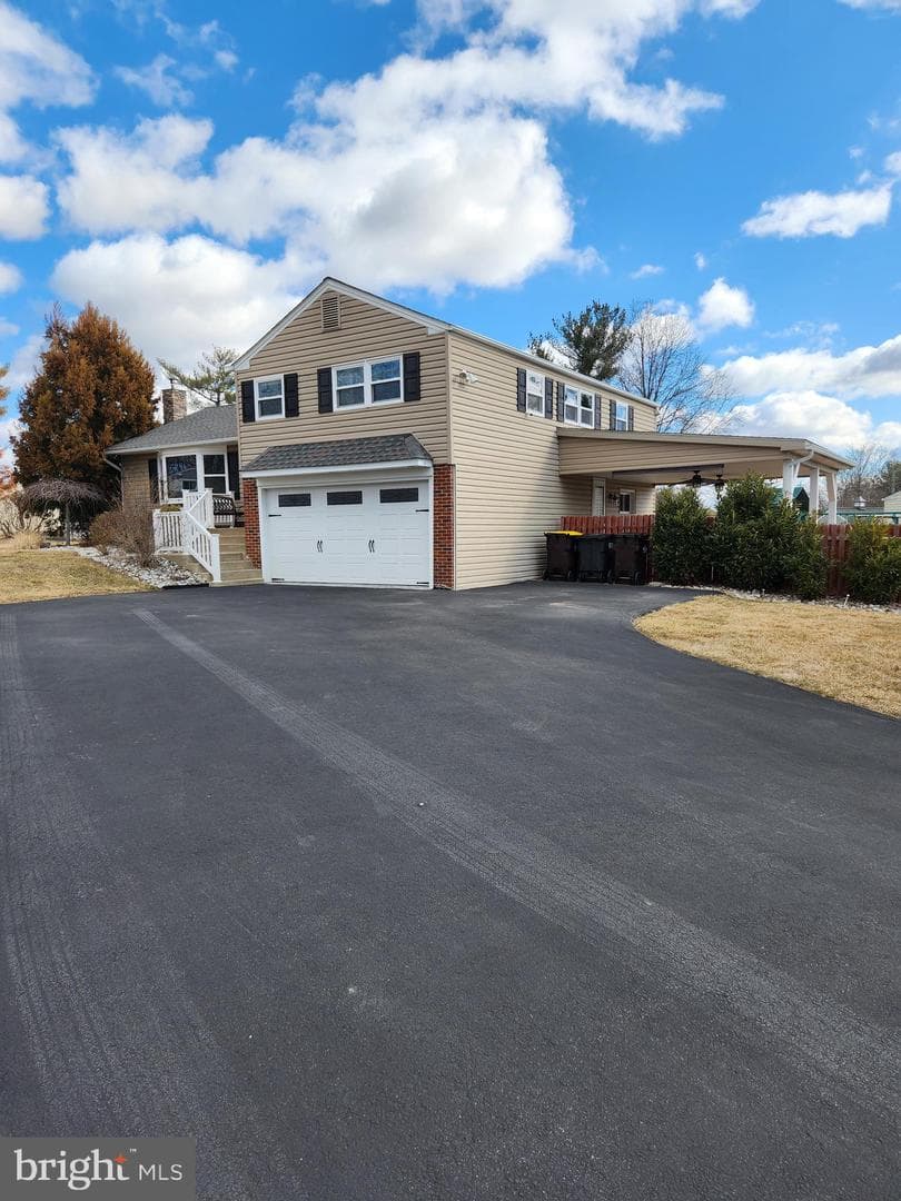 613 Kneedler Road photo 2