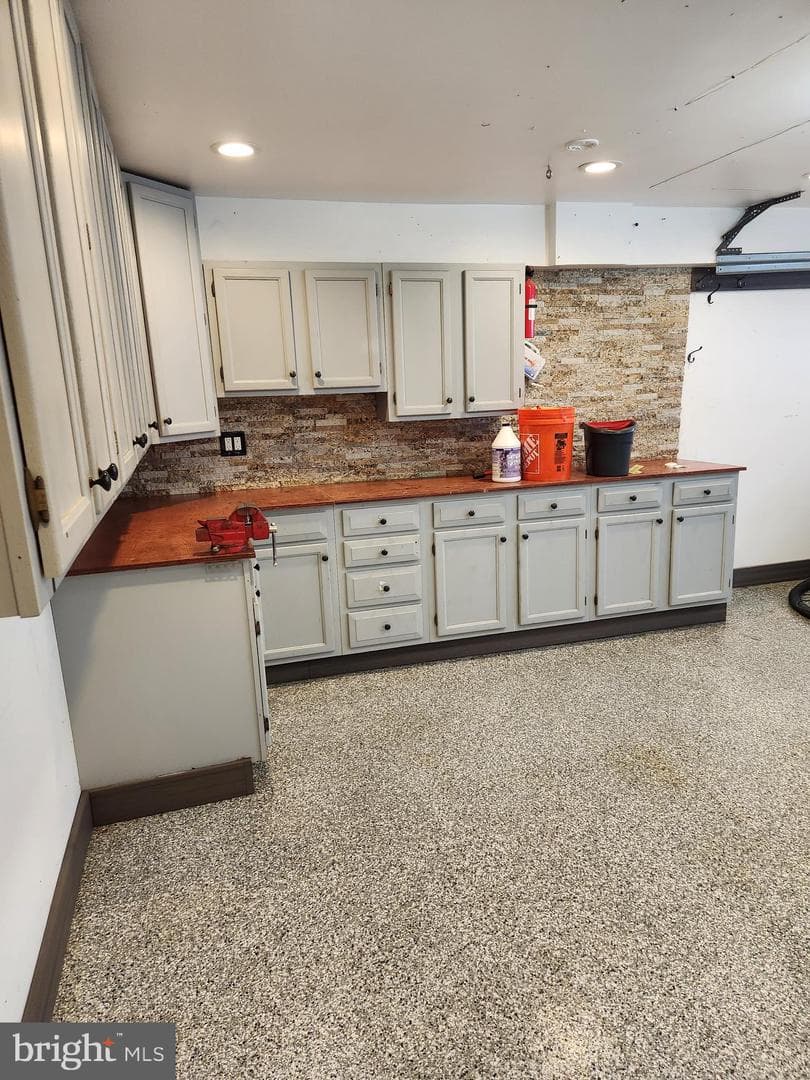 613 Kneedler Road photo 35