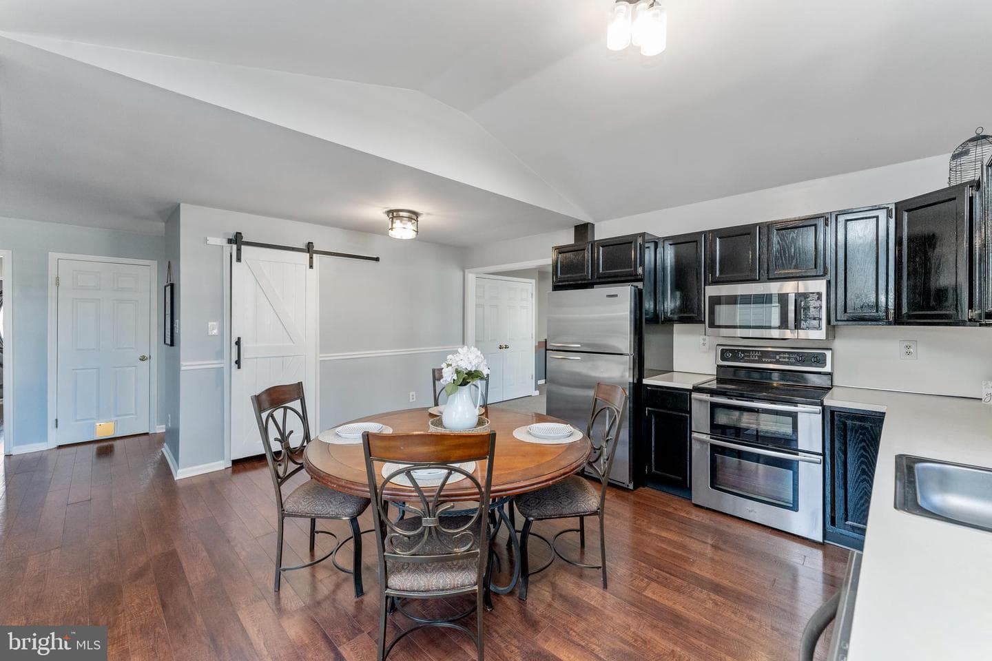 315 Patrick Way photo 10