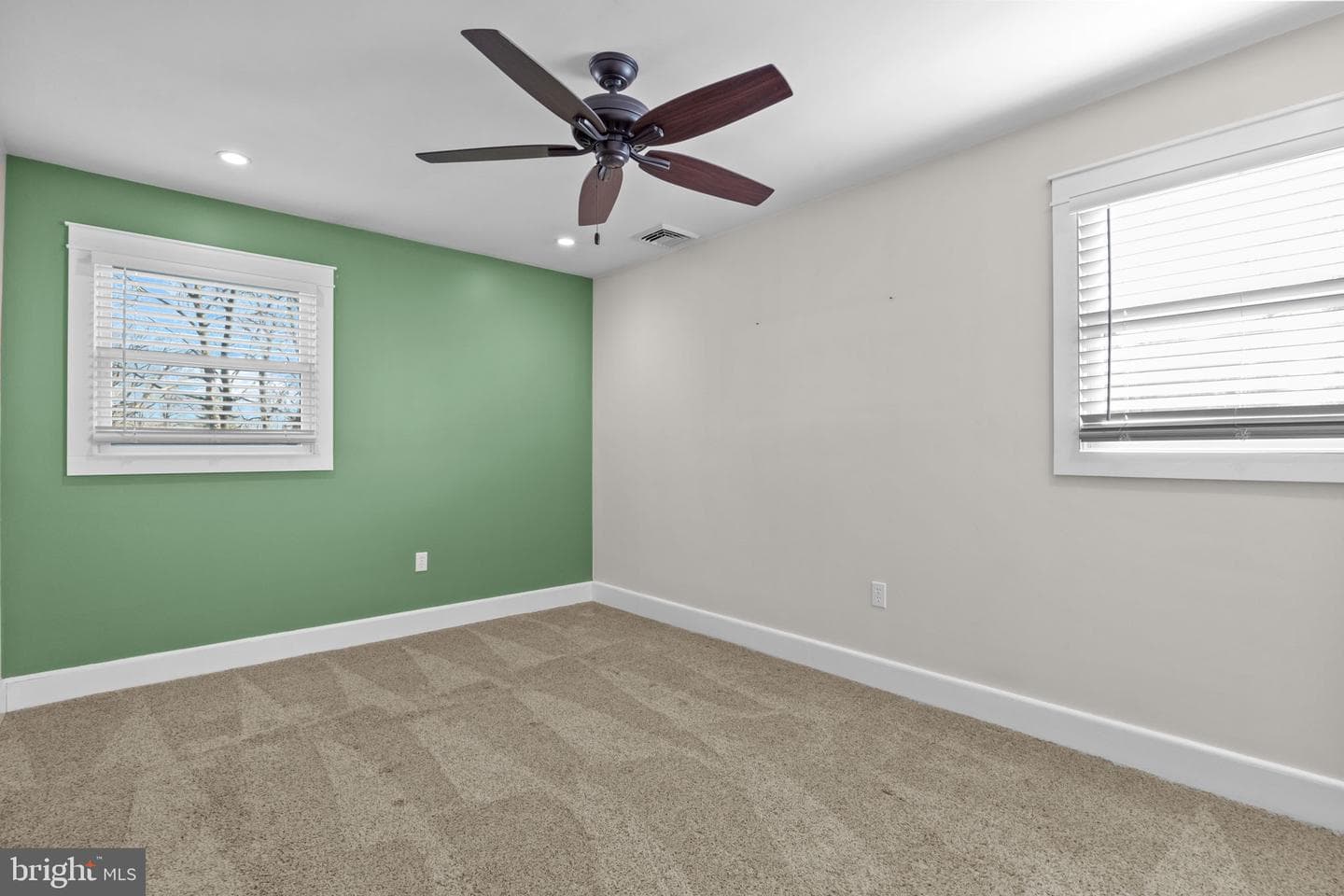 3835 Davisville Road photo 12