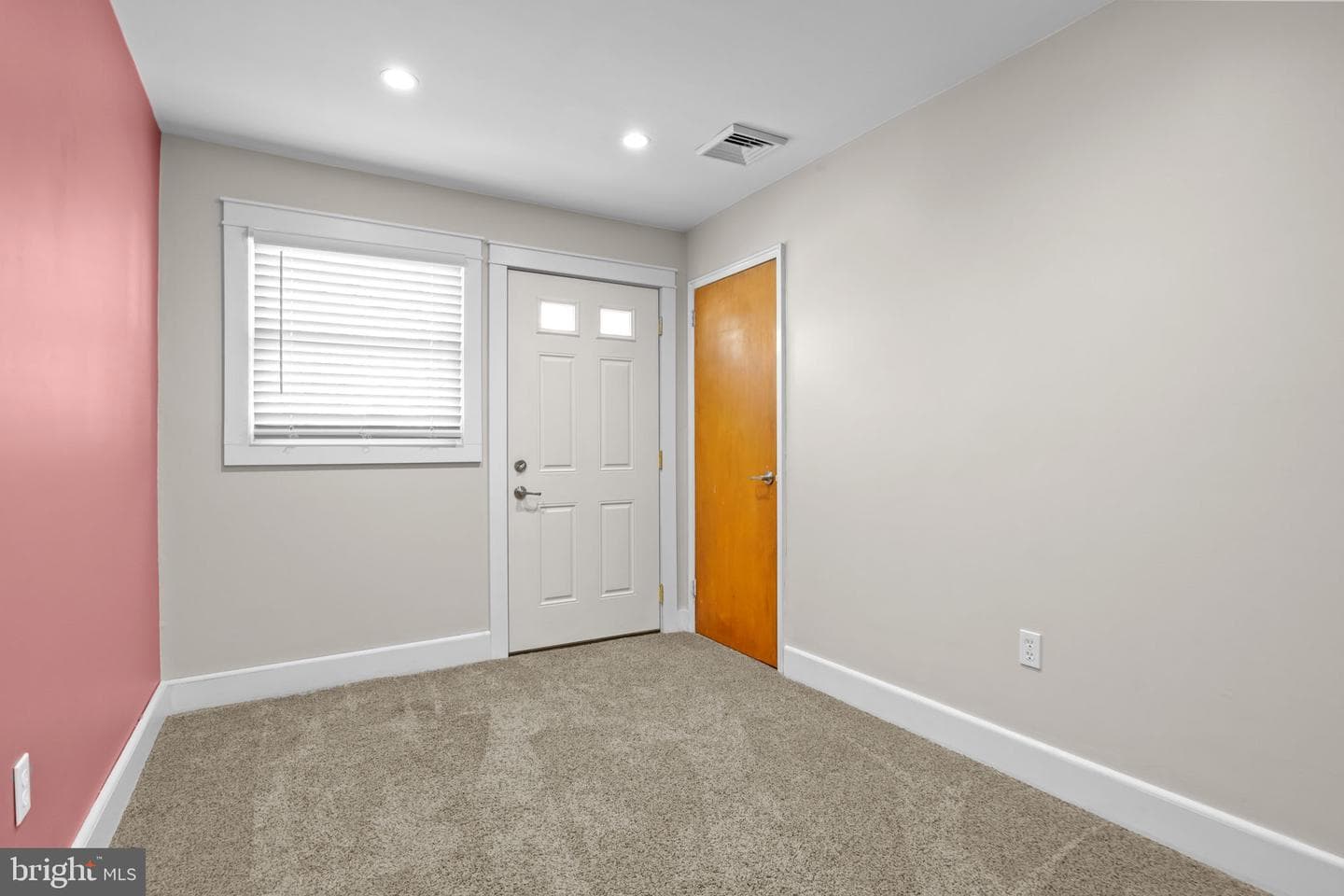 3835 Davisville Road photo 14