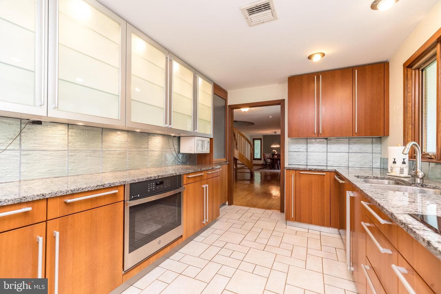 100 Norristown Road photo 17