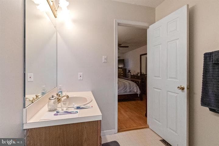 136 Hedgerow Drive photo 22