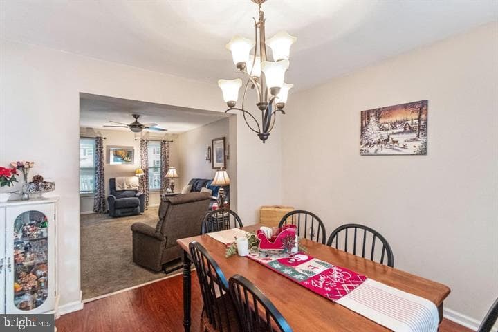 136 Hedgerow Drive photo 9