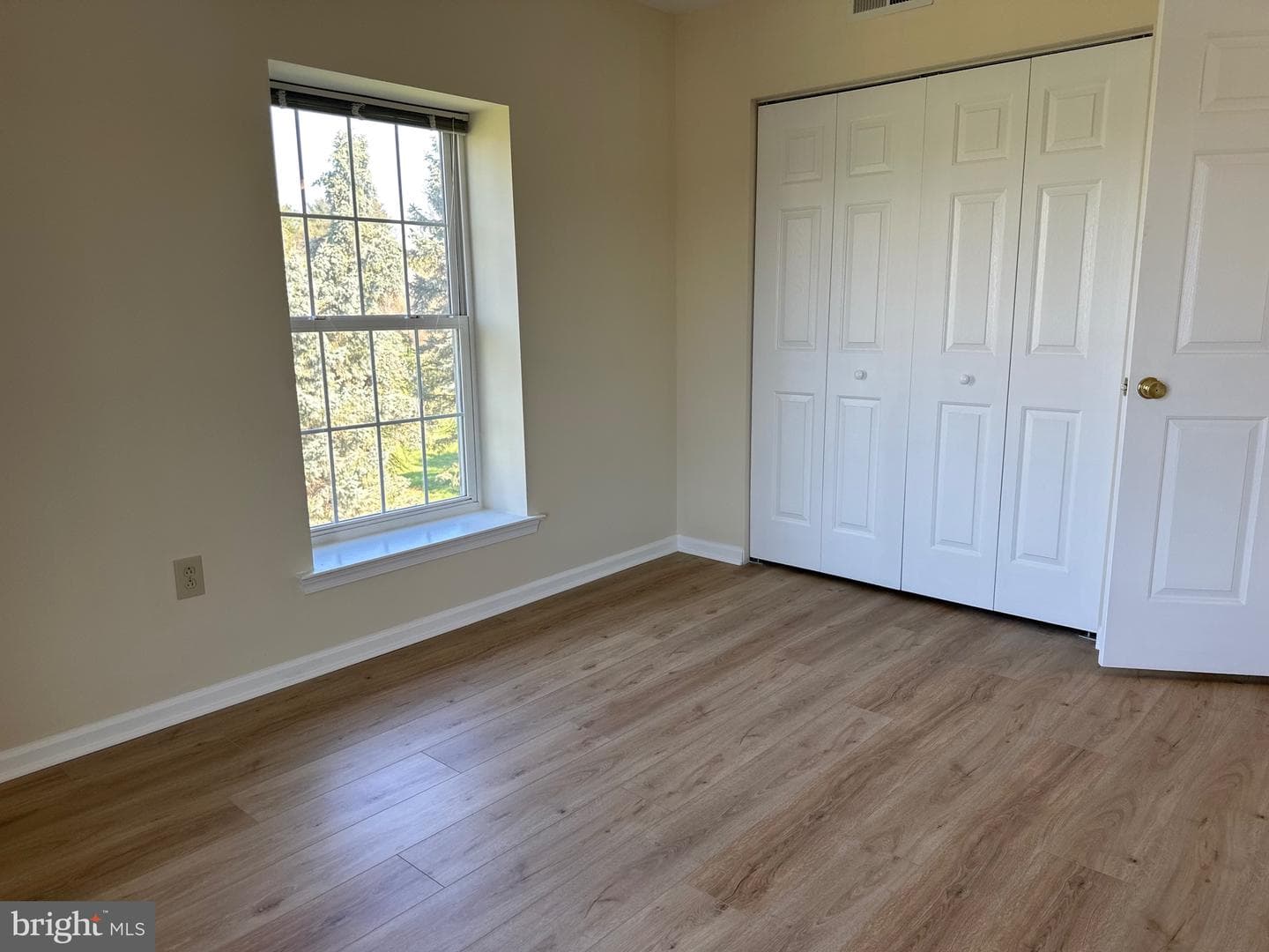 640 Brandon photo 17
