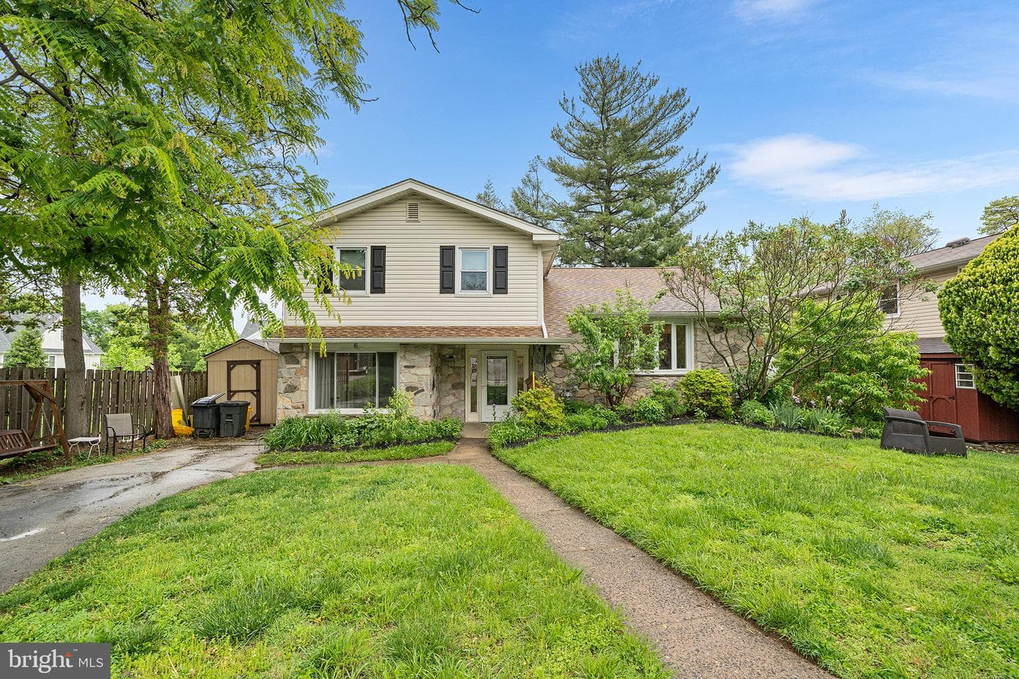 6 Concord Circle photo 1