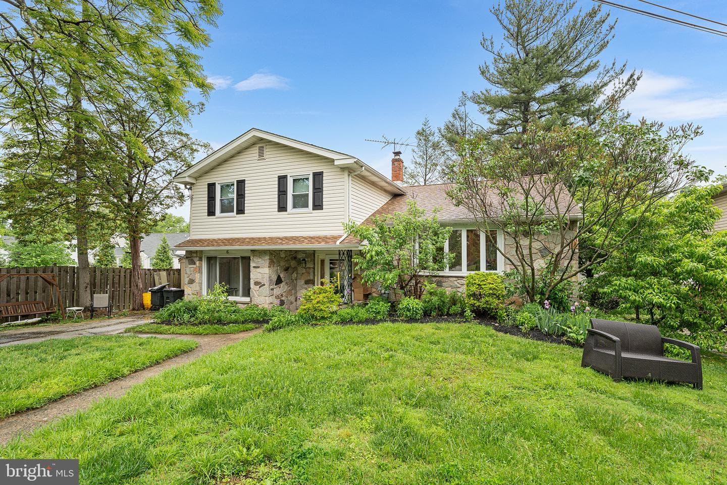 6 Concord Circle photo 2