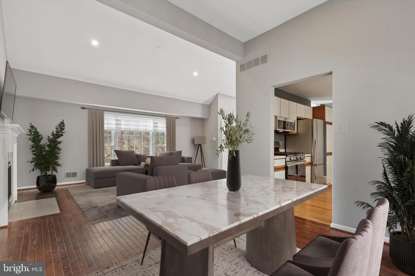 268 Tulip Tree Court photo 8