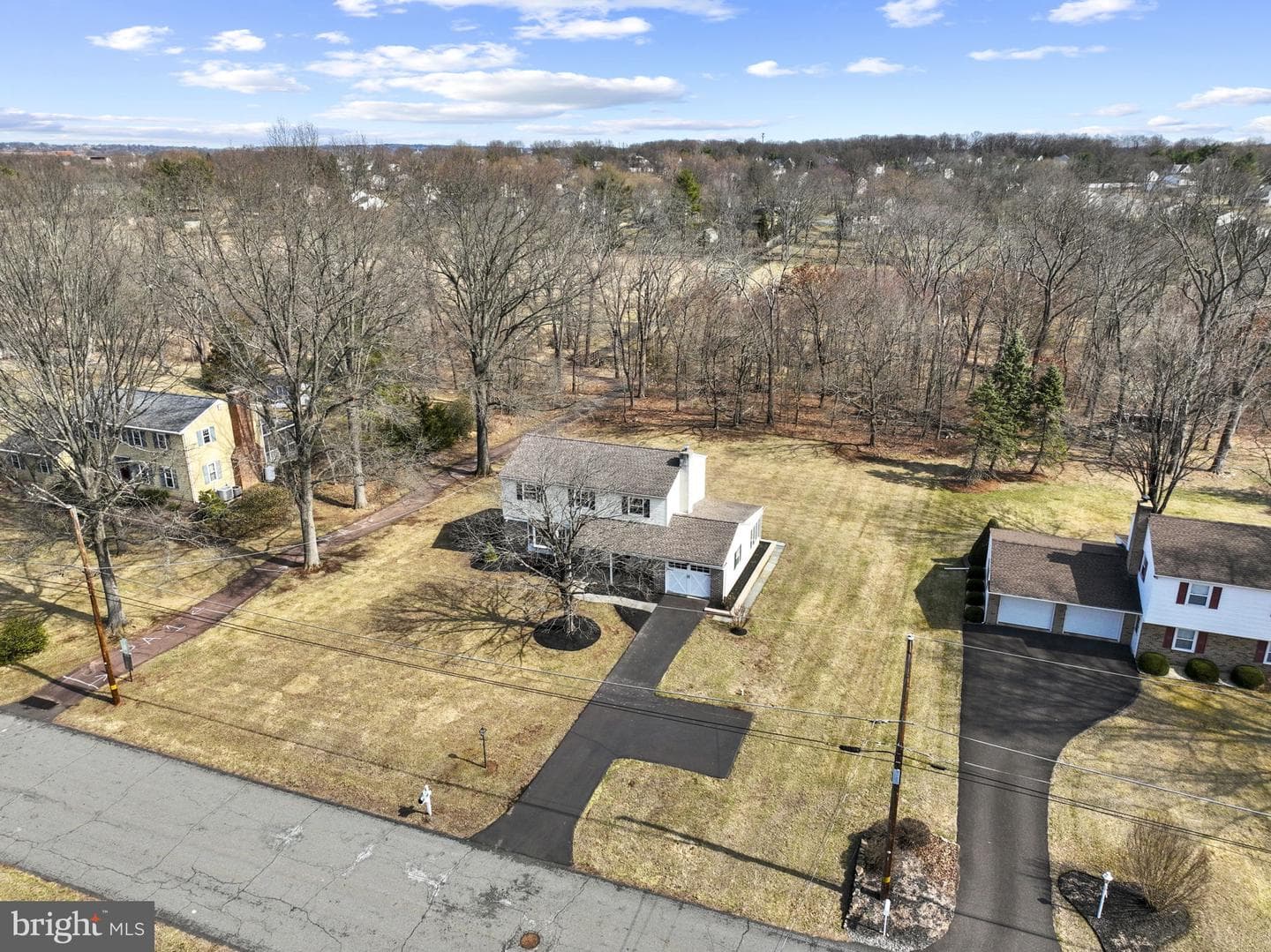 222 Brookside Circle photo 3