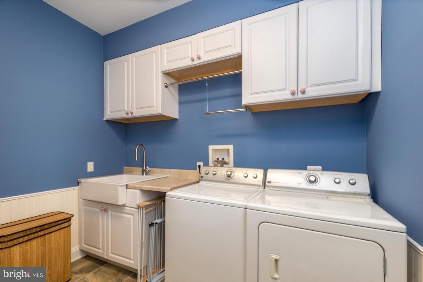 213 Bishop Drive photo 28